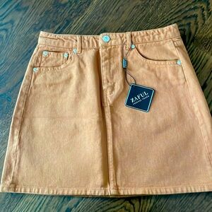 Chestnut brown mini skirt with pockets in front and back - NEW